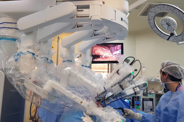 Cómo funciona la cirugía robótica en la Argentina: “El robot no opera solo, ni viene a reemplazar al cirujano”