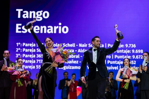Una pareja de Merlo, provincia de Buenos Aires, es la nueva campeona mundial de Tango Escenario