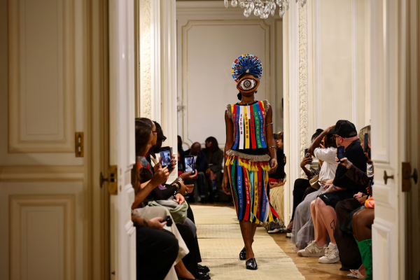 Comenzó la Semana de la Moda de París 2026: colores, texturas y el paso de Luisana Lopilato