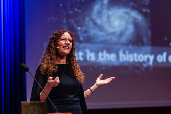 “Lo máximo a lo que se puede llegar”: una argentina especialista en galaxias fue galardonada con el “Nobel” de Astrofísica