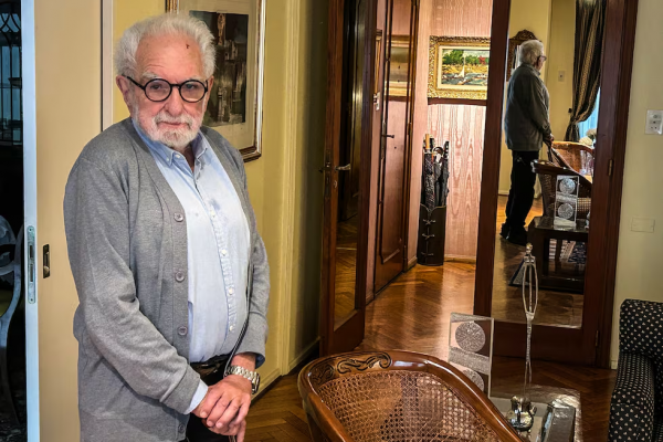 Pacho O’Donnell: “A los viejos nos tienen que tomar en serio”