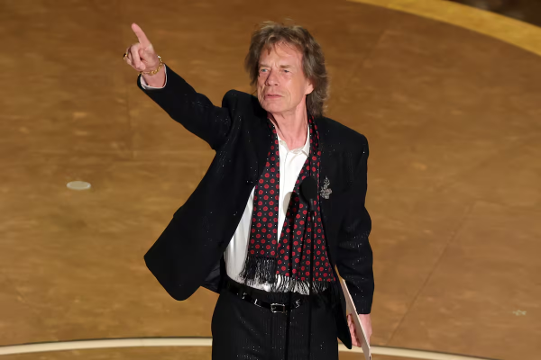La edad es un número. Mick Jagger, a los 83 años: “Entreno seis días por semana, corro 12 kilómetros diarios y como muchísimo”