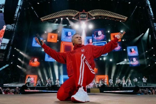 Mirá el show de Robbie Williams en Buenos Aires: del pícaro guiño a su pasado en la Argentina a un potente show y una sentida promesa