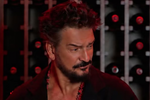 Ricardo Arjona se unió a Grupo Firme en el primer adelanto de su nuevo disco: “Amor factura”